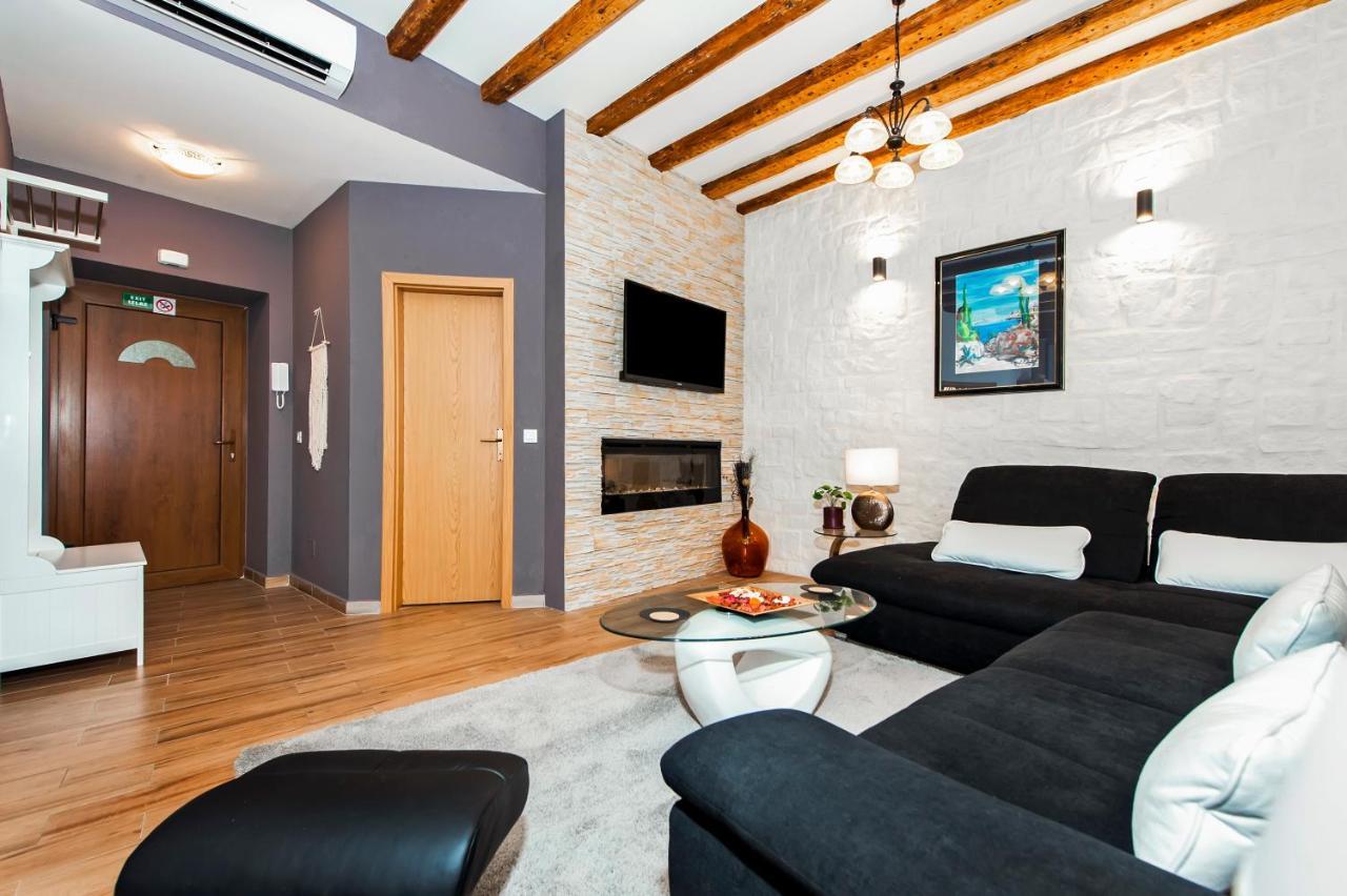 Luxury Kastela Antika Apartment Rovinj