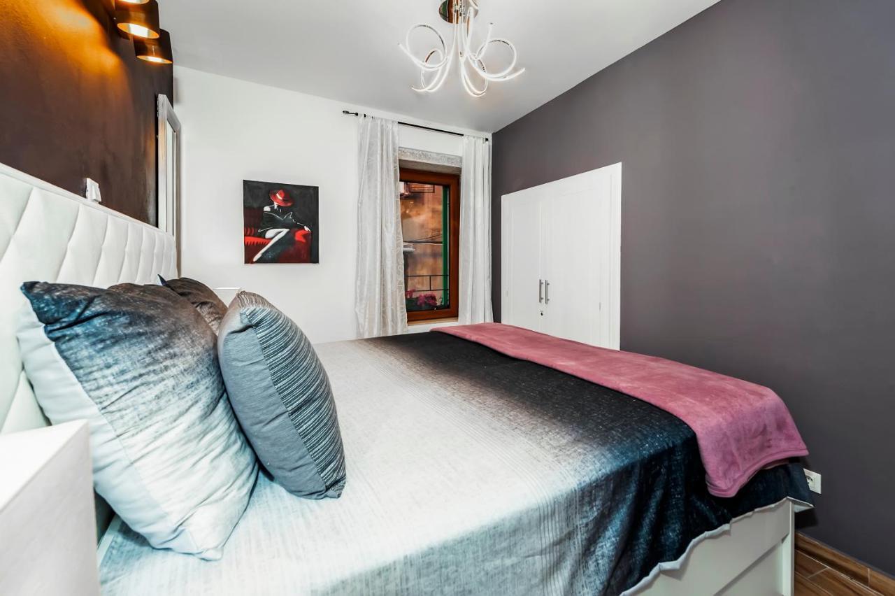 Apartment Luxury Kastela Antika *